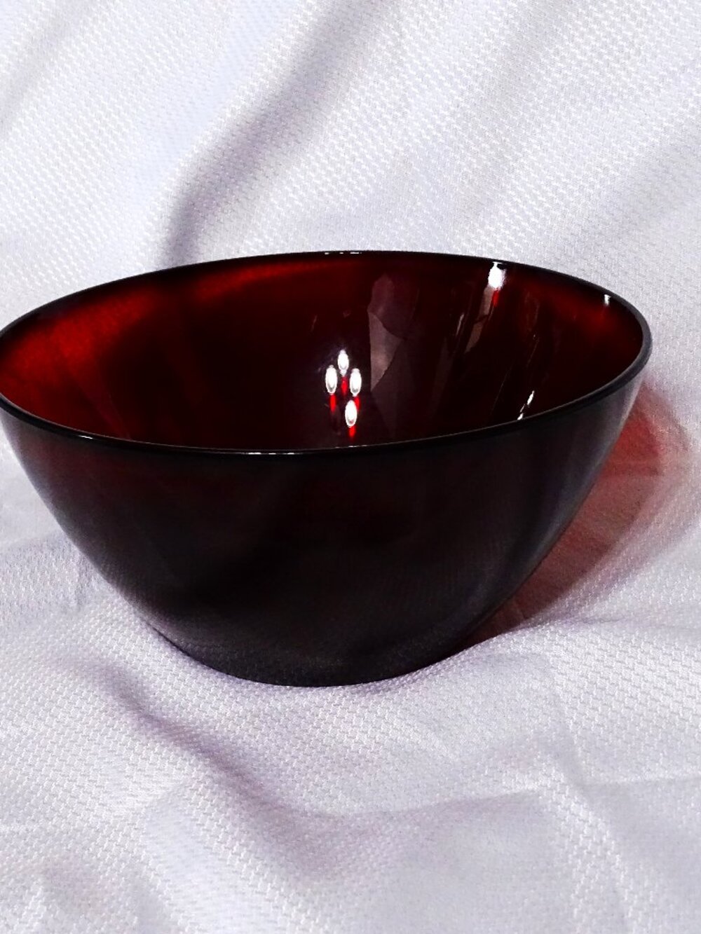 Vtg Arcoroc France Ruby Red Large 9" Bowl